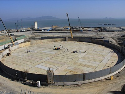 盛世达走向世界 为中缅原油管道工程抛丸除锈刷底漆